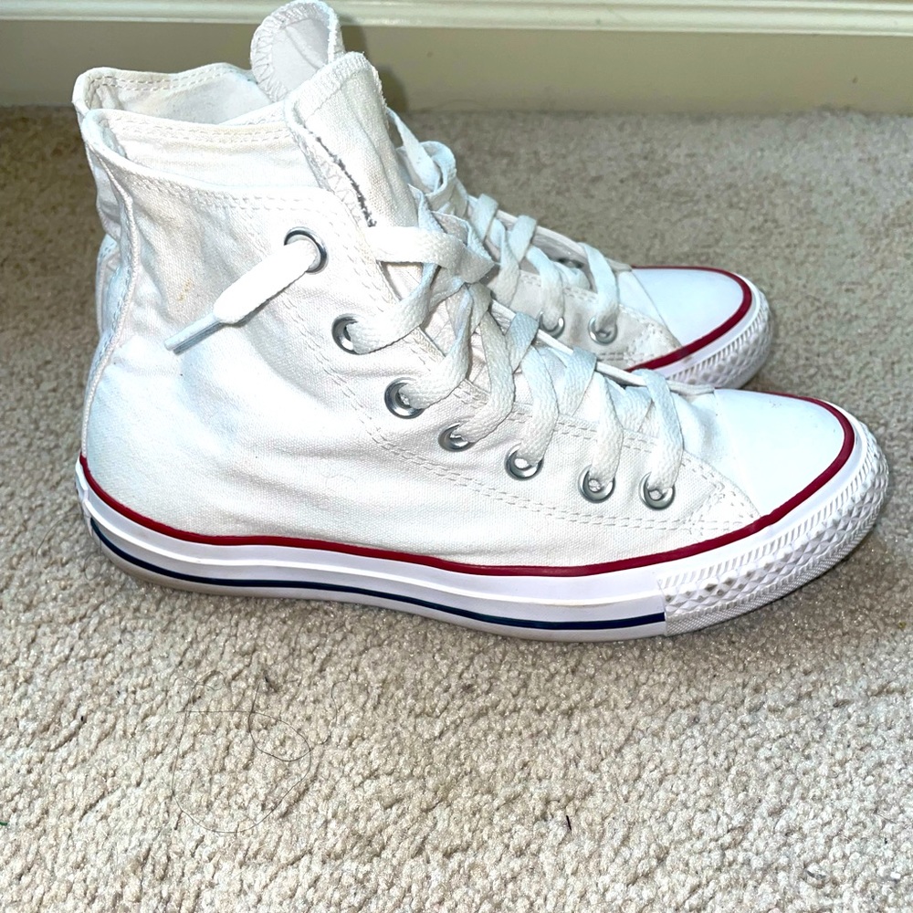 Converse Chuck Taylor Sneakers